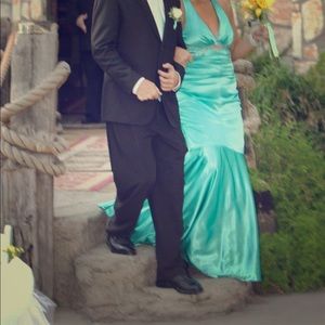 Bridesmaid Dress -Halter Mermaid Style - Aqua Sz 8